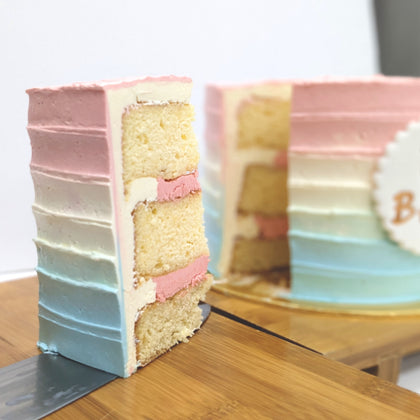 Gender Reveal Cake 3