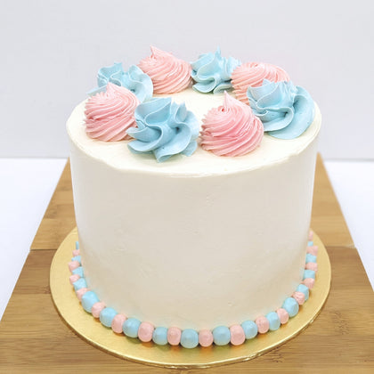 Gender Reveal Cake 1