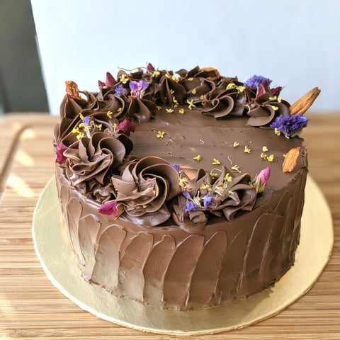 Gluten Free & Vegan Chocolate Cake: Choose your frosting